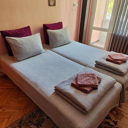 Сладкият Кът На Радост Apartment Burgas Exterior photo
